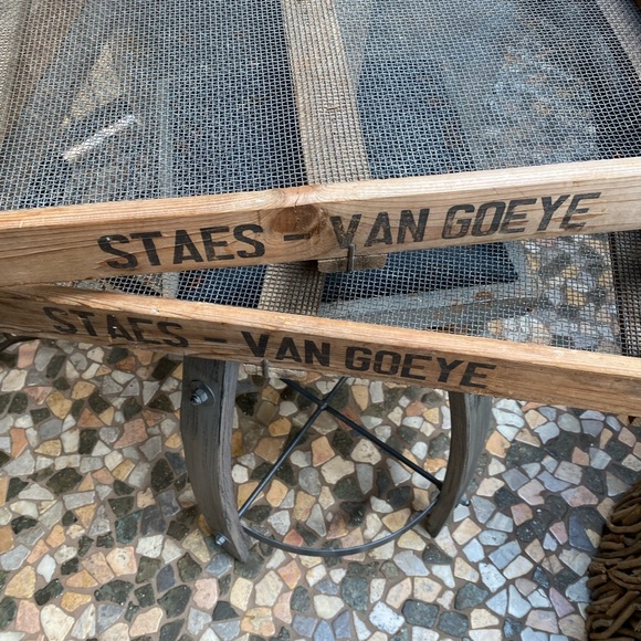 NWT Pottery Barn Vintage Bulb Trays - Picture 5 of 7